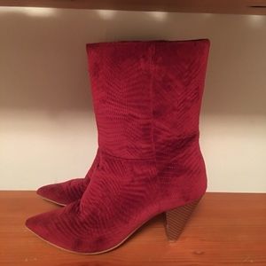 Fanylrobin red boots